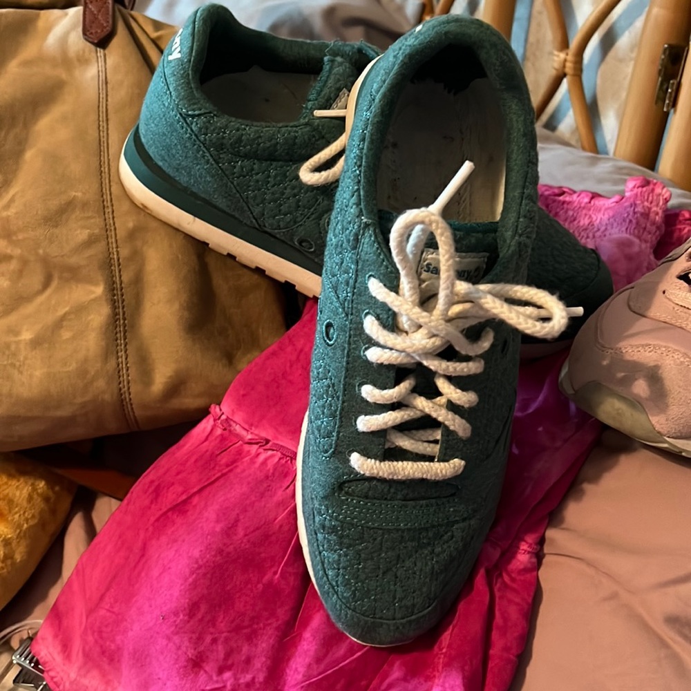 Teal Saucony